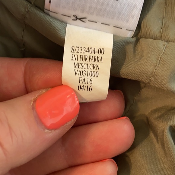 Baby Gap 3 in 1 Faux Fur Hooded Parka - NWOT - Picture 12 of 13